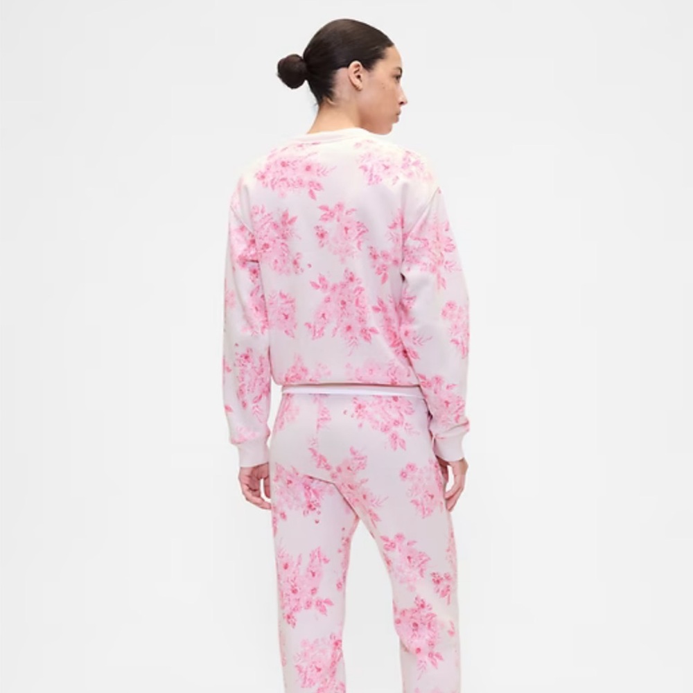GAP Pink Floral Lounge Set - Picture 3 of 9